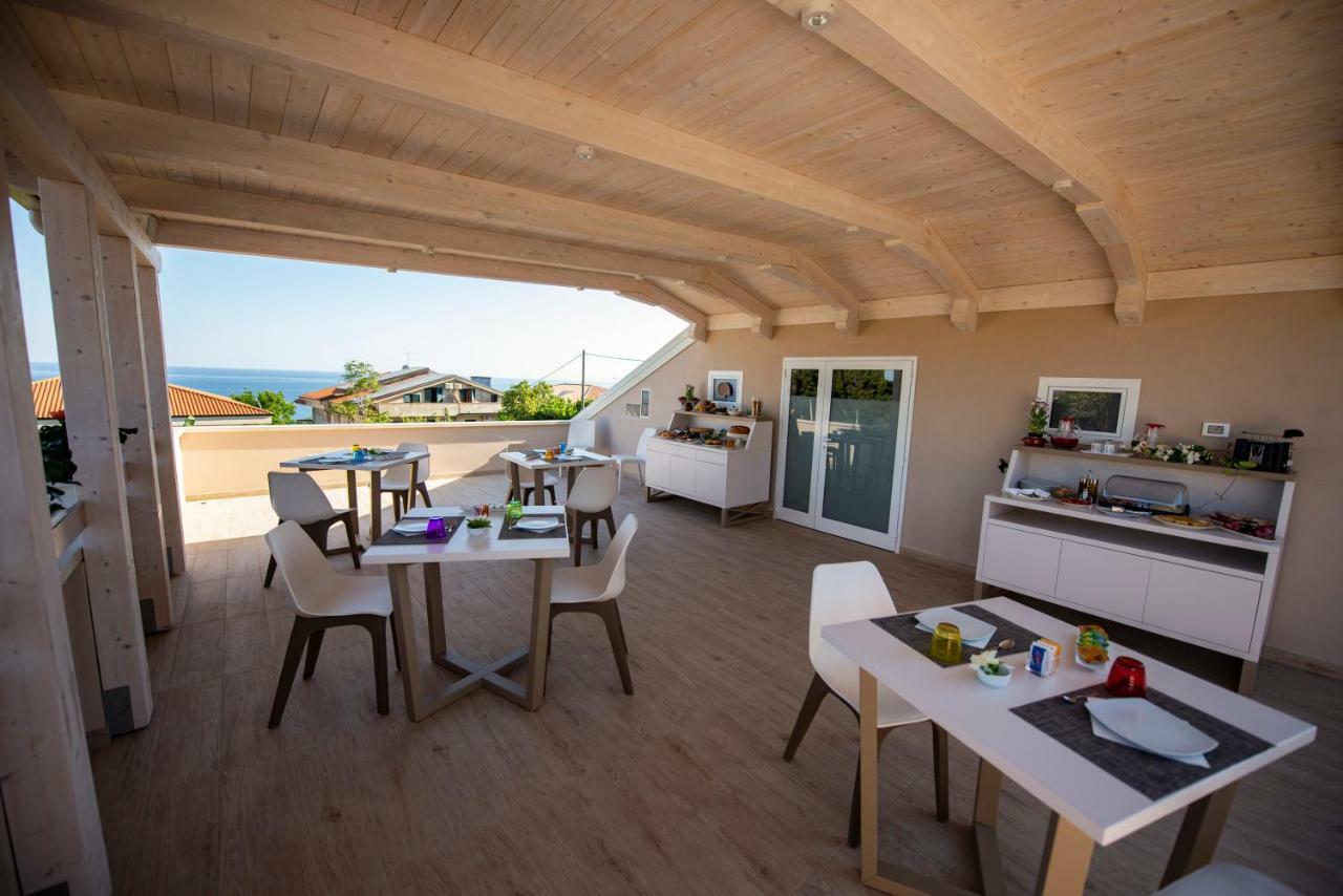 Michelino House Bed & Breakfast Parghelia Exterior photo