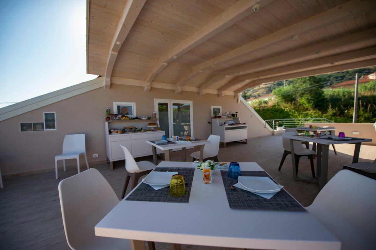 Michelino House Bed & Breakfast Parghelia Exterior photo